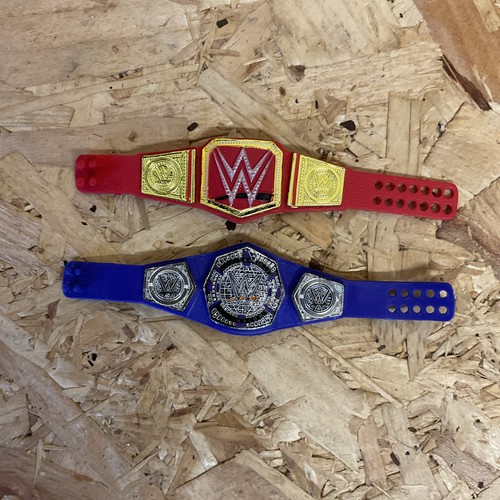 Wwe mattel red and purple - red,