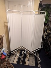 Foldable 3-Panel Medical