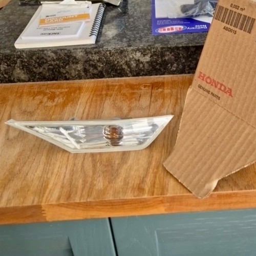 Genuine honda rhs - clear, side
