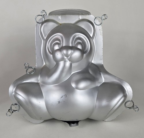 Wilton teddy bear - wilton, 3d