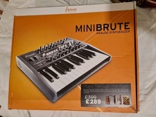 Arturia MiniBrute Analogue Monosynth Synthesizer Boxed GREAT