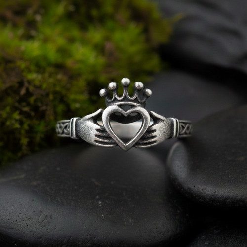 Sterling silver claddagh ring - sterling,