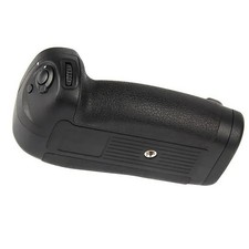 MB-D17 Vertical Battery Grip