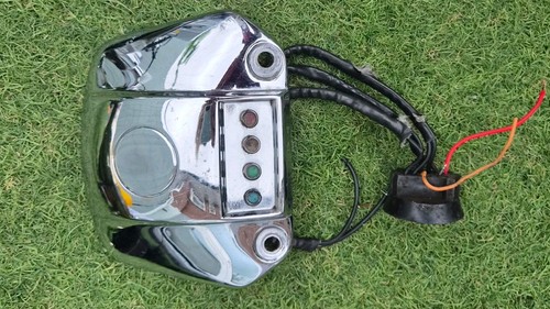 Headlight cover lamp socket - +,
