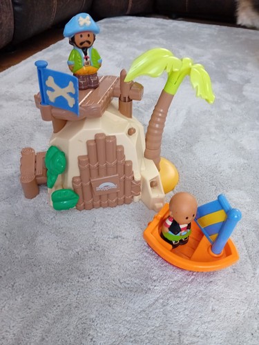 Happyland pirate cave with - happyland,