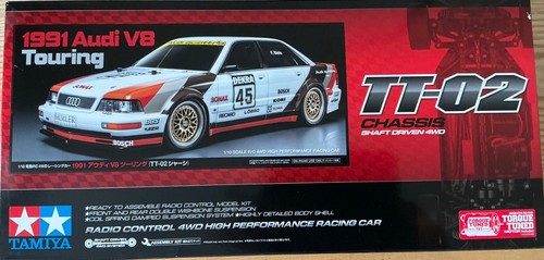 Tamiya 58682 audi touring - v8,