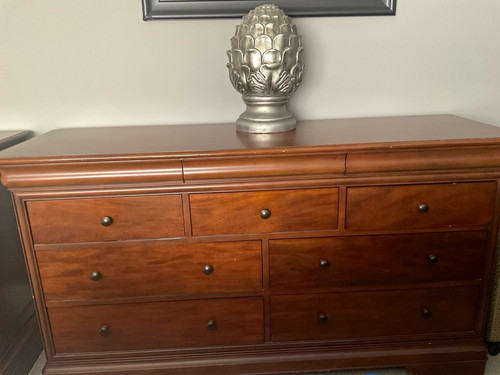 Solid mahogany bedroom - 🌳,