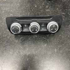 Audi A1 Climate Control Heater Control Unit 8X0820043B