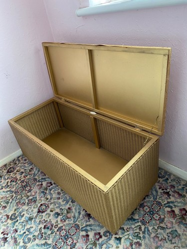 Lloyd loom lusty sons - w, &