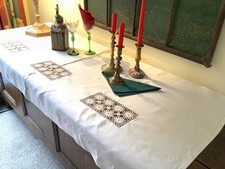 Unusual Vintage Cream Linen Sideboard Cloth Runner Inset Lace Panels  157x77cms