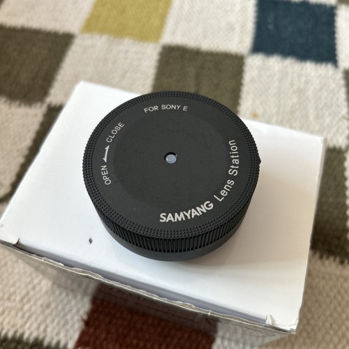 Samyang lens station for sony - samyang,