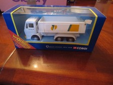 Corgi 66801 Mercedes Tipper -