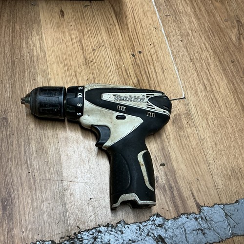 Makita df330d body only - 10.8v,