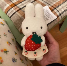 Miffy Rabbit Cartoon Cute Kawaii Strawberry Plush Doll Keychain Fluffy Toys G23