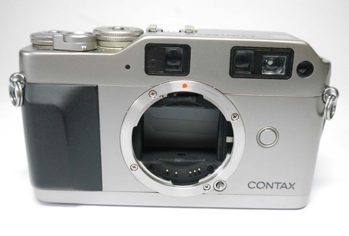 Contax green label body on - g1,