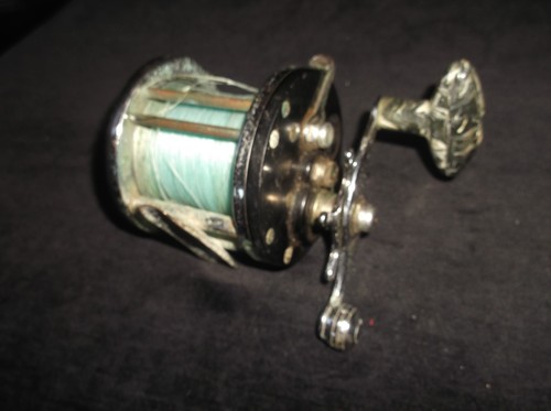 Vintage collectable fishing - collectable,