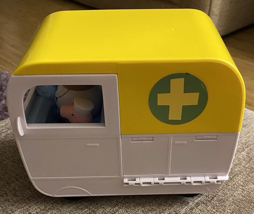 Peppa pig mobile medical - pig,