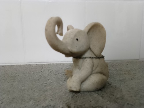 Cute fountasia sculpture grey - sculpture,