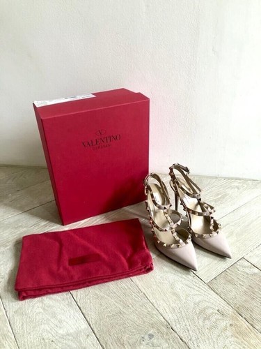 Valentino patent rockstud - patent,