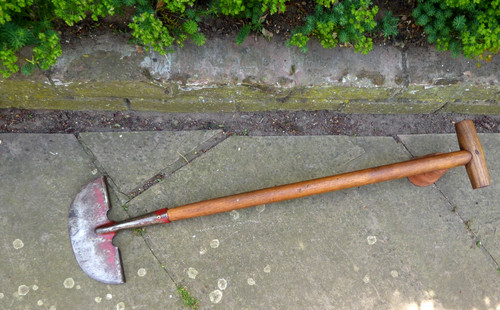 Vintage garden edging spade - garden,