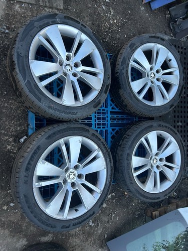 Skoda superb mk3 set of - superb,