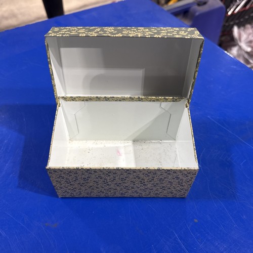 Vintage metal recipe box - vintage, green