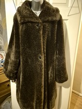 Ladies Vintage La Mada Faux Fur Leopard Print Coat Suits Size 16 Loose