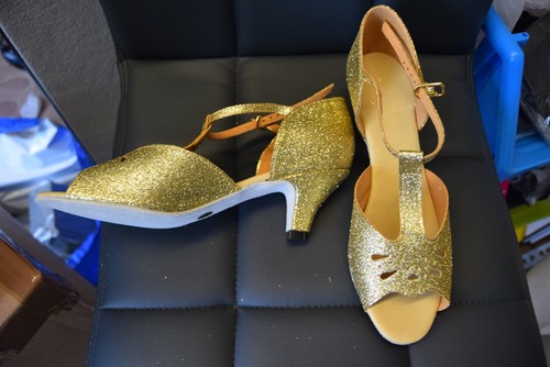 Gold glitter cbs - gold, 2"