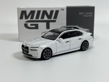 BMW I7 xDrive60 Mineral White