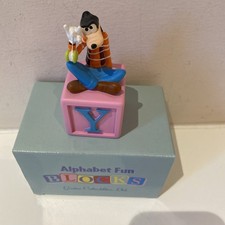 Grolier disney alphabet - grolier, fun