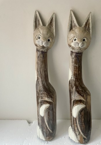 Pair striking hand - pair, hand-carved