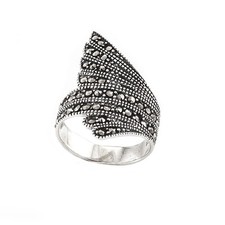 Silverly Marcasite Ring Art