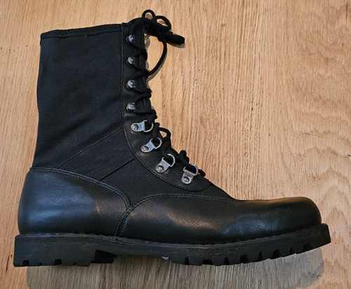 Austrian army segeltuchschuhe - army,