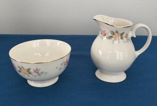 Mayfair fine bone china - bone, milk