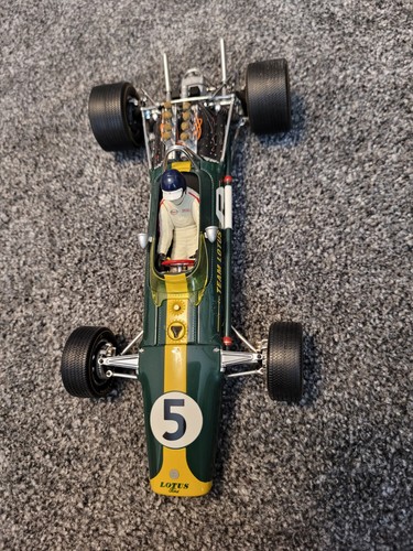 Exoto lotus type - 1/18,