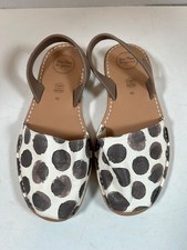 Toni Pons Sandals Womens US 9