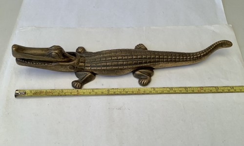Vintage brass collectable - vintage,