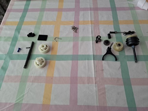 Traxxas tmaxx revo parts - traxxas,