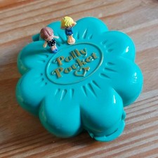 Vintage Polly Pocket Water Fun Park 1990. 99% Complete.