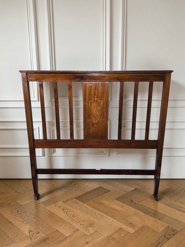 Antique mahogany inlaid - an,