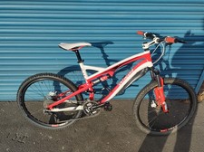 19" Frame Full Suspension Specialized Comp With 9:3 Gear Ratio And 26x2.10 Wheel