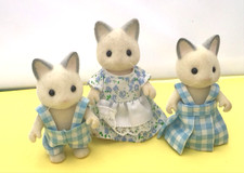 VINTAGE SYLVANIAN FAMILIES