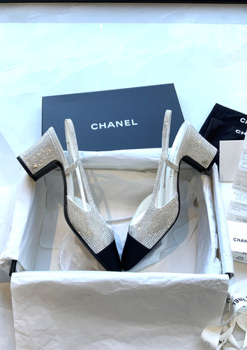 Authentic chanel crystal - chanel,