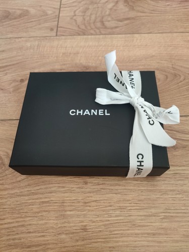 Chanel empty gift box - chanel,