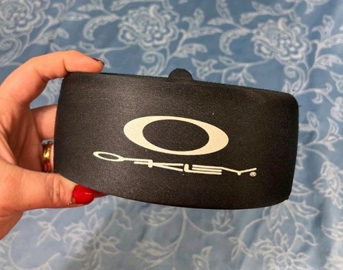 Vintage oakley hard case - hard, 90s