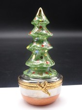 LIMOGES FRANCE PEINT MAIN ANTORIA CHRISTMAS TREE HAND-PAINTED TRINKET BOX