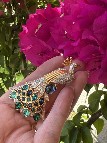 Signed swarovski crystal - swarovski,