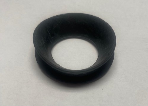 New genuine mbz w124 boot - new,