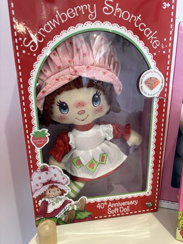 2019 strawberry shortcake - strawberry,
