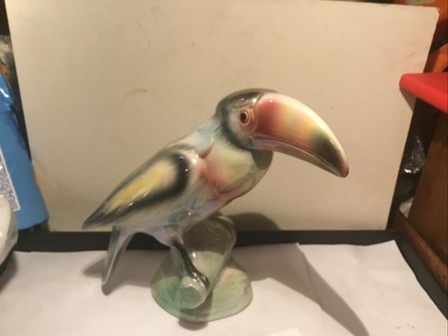 Vintage toucan figurine - vintage,